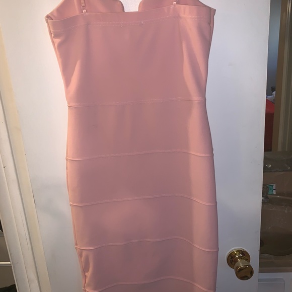 Blush pink dress - Picture 2 of 4